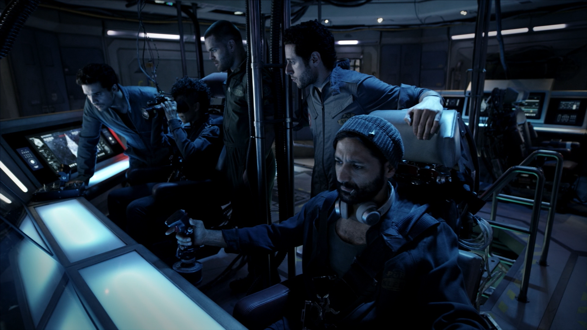 Expanse series. Пространство / the Expanse (2015). The Expanse сериал 1 сезон. Стивен Стрейт пространство 1 сезон. Сериал пространство 1 сезон 1 серия.