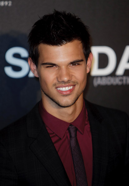 TVC022-20110929TaylorMQ.jpg