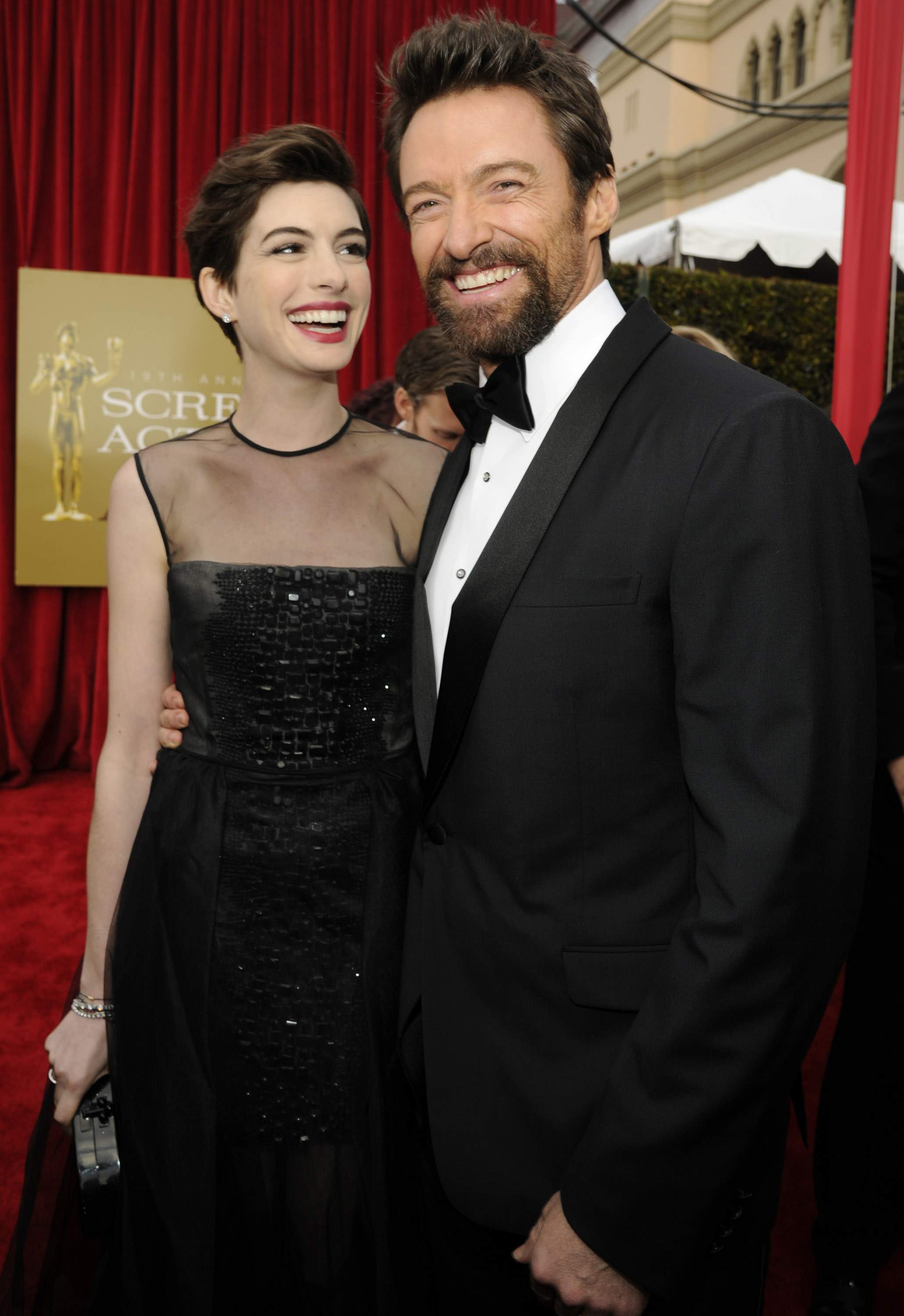 Anne Hathaway 2013-01-27 - 19th Annual Screen Actors Guild Awardss 038.jpg