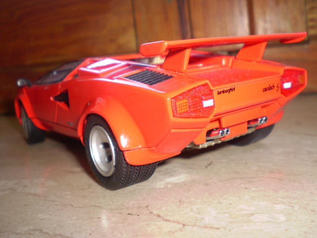 Countach 5000 S 6.JPG