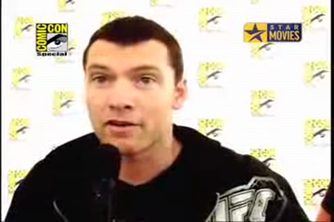 youtube-comicconspecialsamworthington.mp4_000069333.jpg