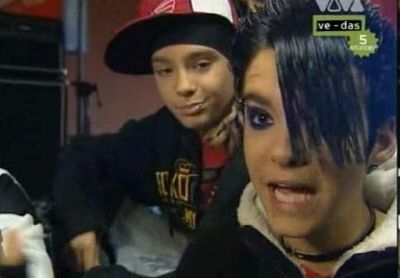 _--_Viva_Feat__Tokio_Hotel_on_Tour_28VIVA2C_19_12_200529.jpg
