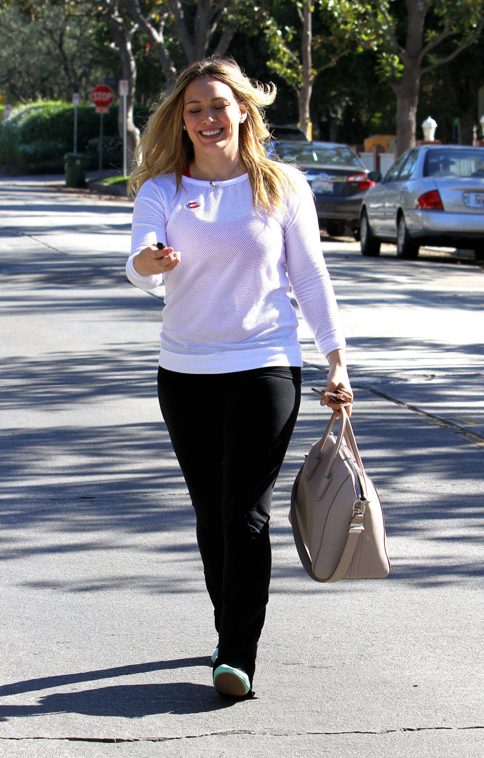 Preppie_Hilary_Duff_at_the_voting_polling_place_21.jpg