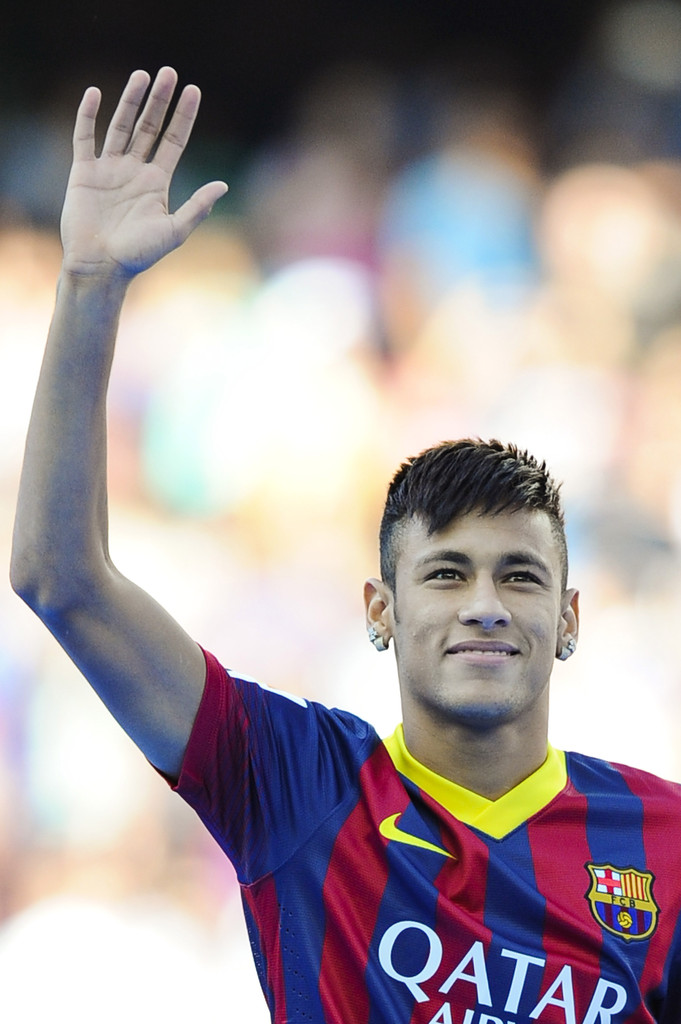 Neymar presentation 098.jpg