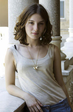 Maria-Valverde-confirmada-para-2055_reportaje.jpg