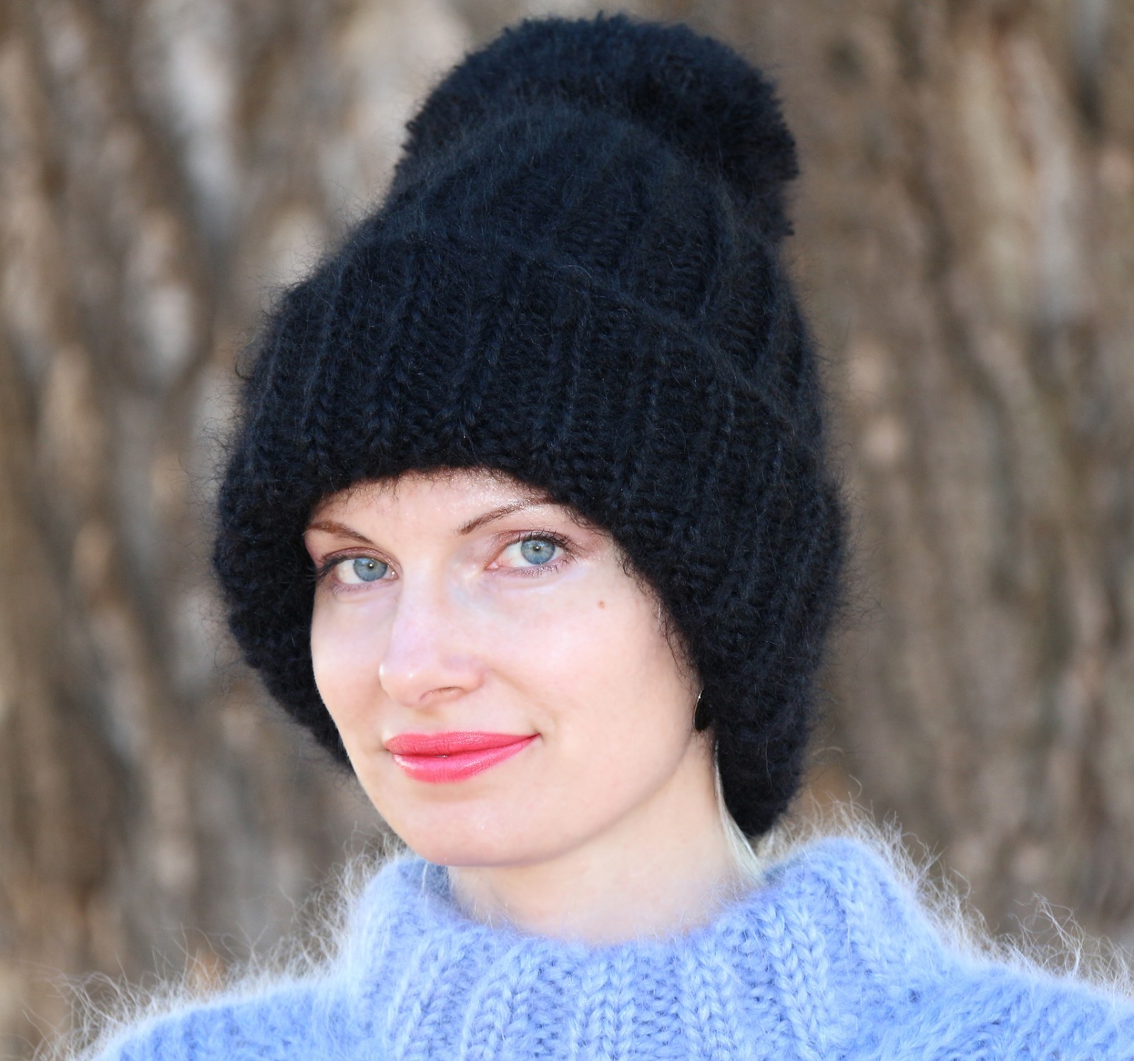 Hat Fuzzy BLACK Ski Thick 3.jpg