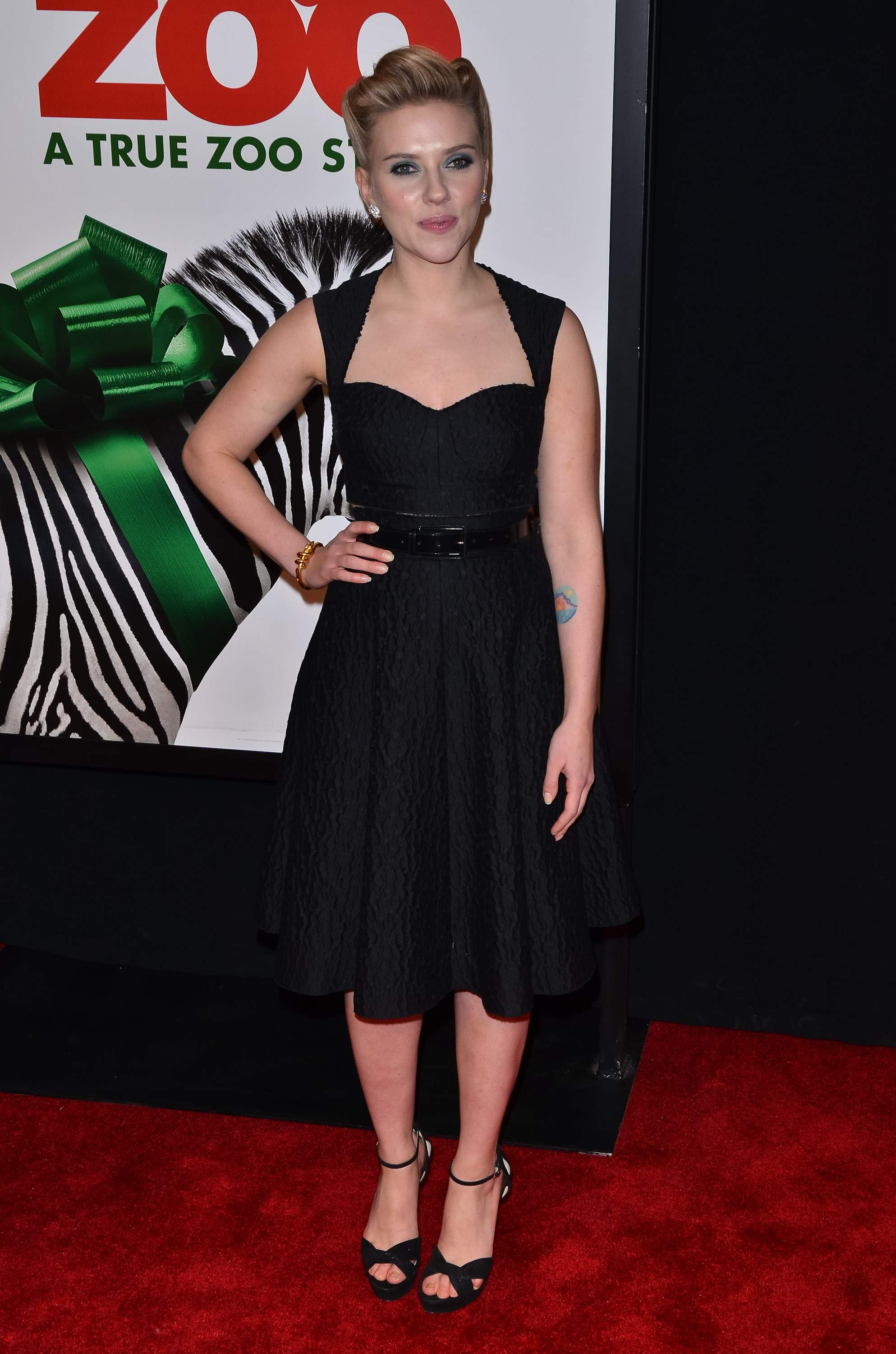 Scarlett_Johansson_We_Bought_a_Zoo_Premiere069.jpg