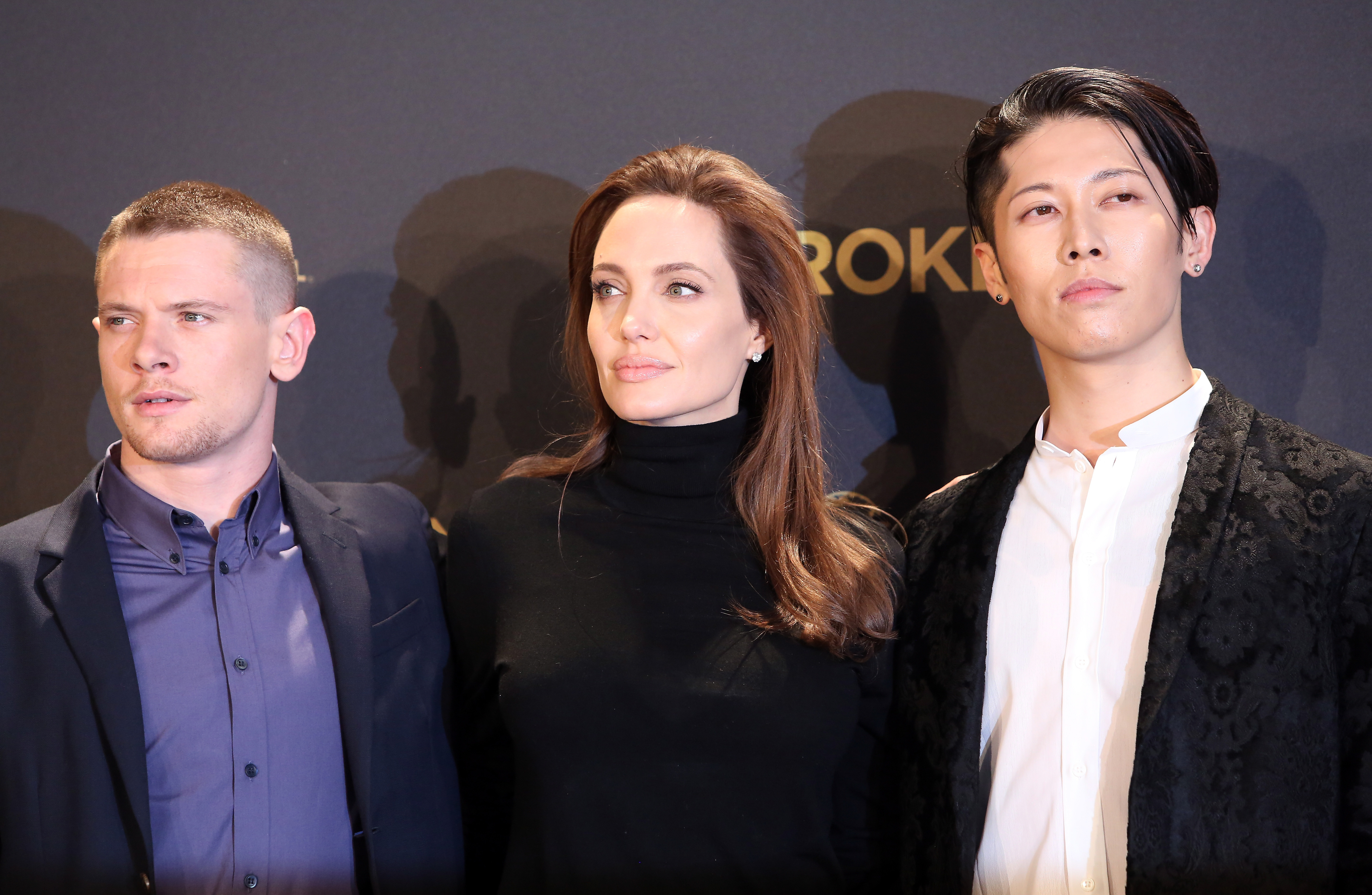 AngelinaJolie_PCUnbrokenBerlin_2014Nov27_112.jpg