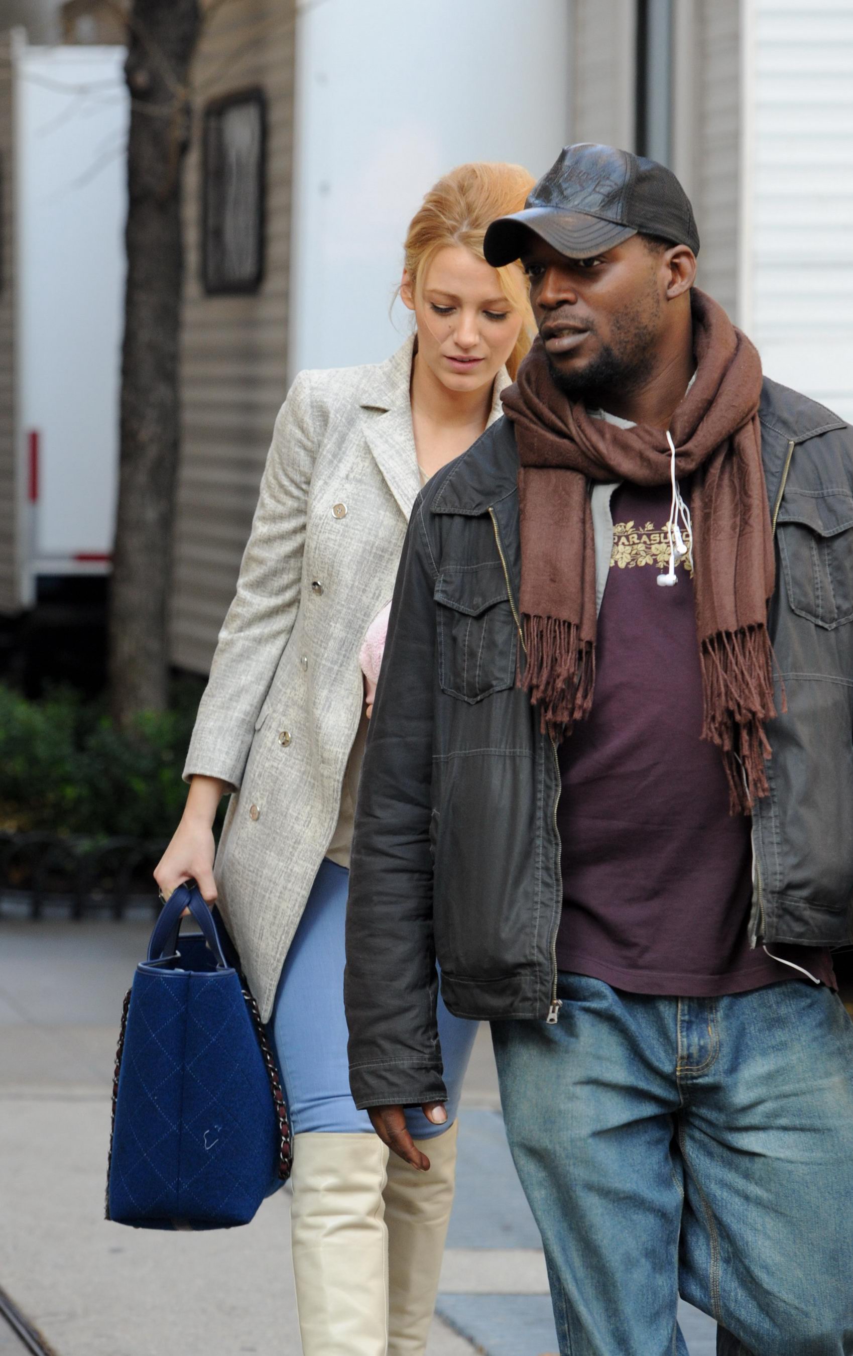 Blake Lively & Leighton Meester - GG, NYC - 101111_105.JPG