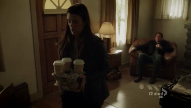 ncis9x12_00681.jpg