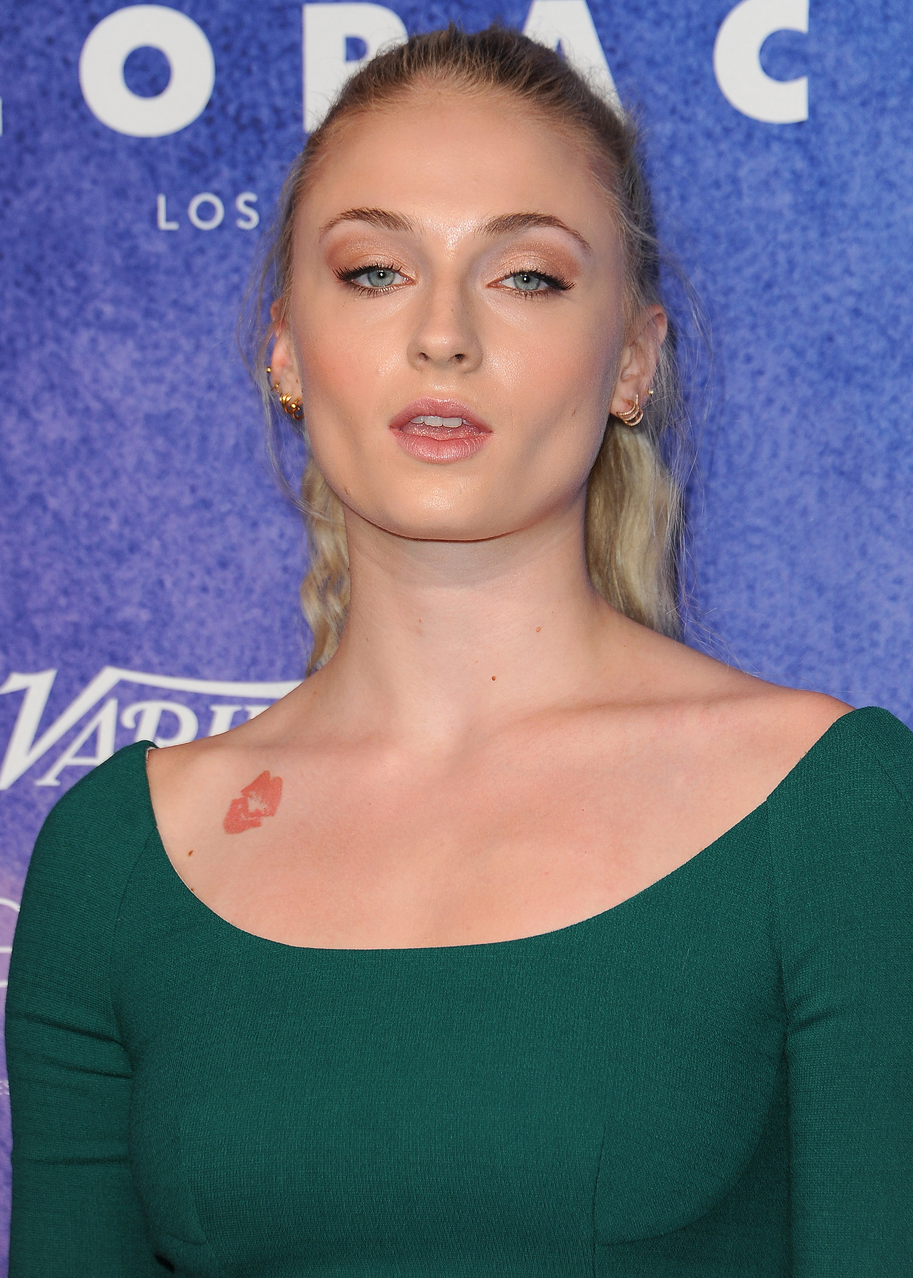 Sophie Turner Armpit