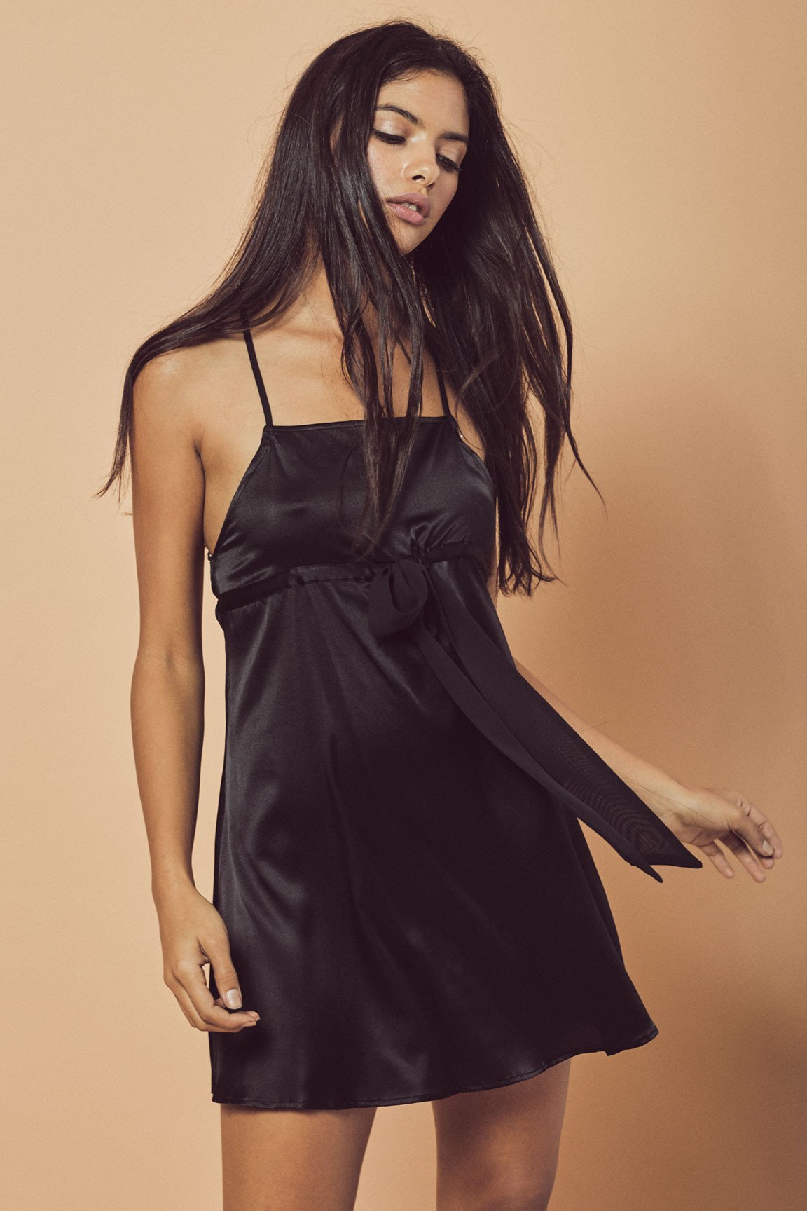 SOLIANASLIP_BLACK_3_2048x2048.jpg