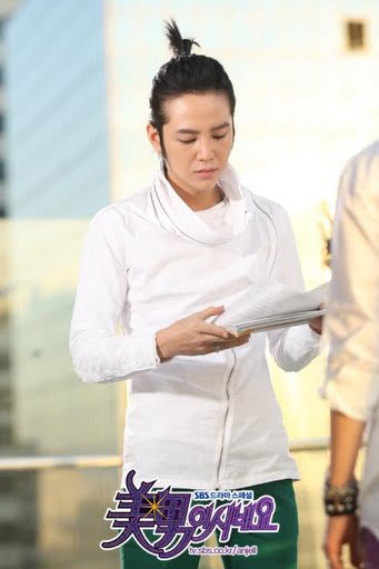 anjell19.jpg