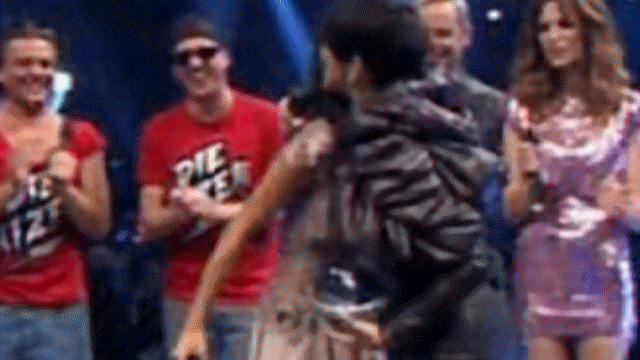 09b704442785196.GIF