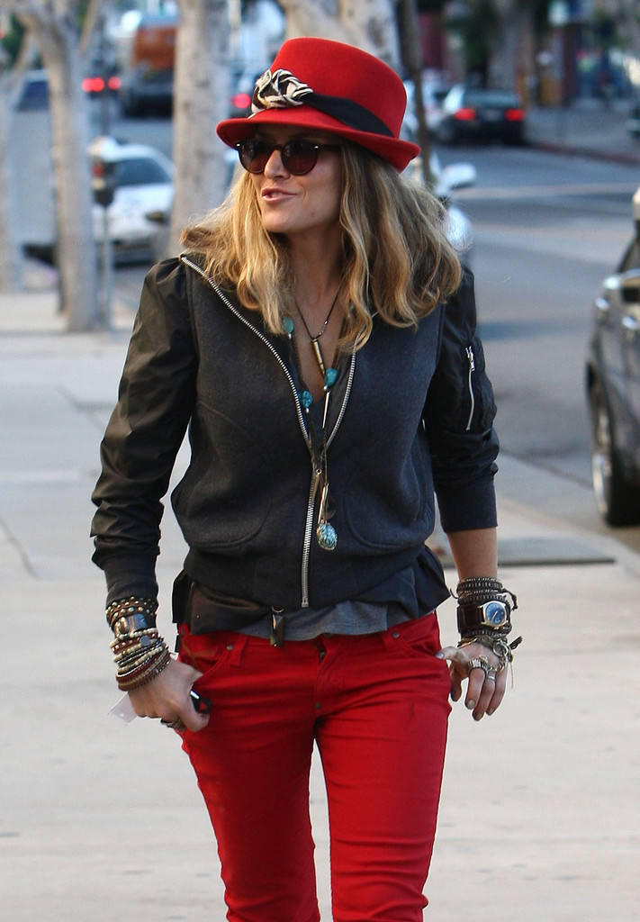 MCFan_for_Celeblounge11-10-2012 08-15_09.jpg