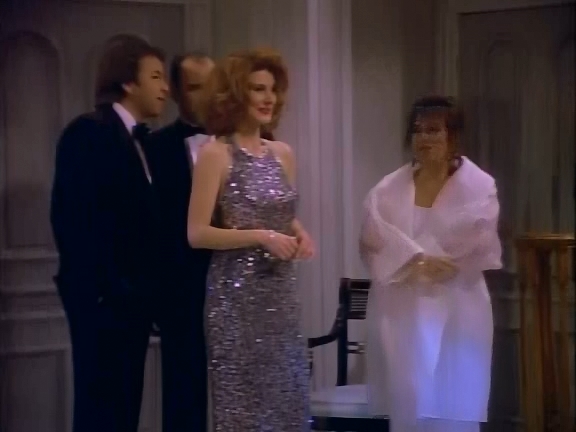 Hearts Afire - S01E16 - Beth Broderick.mp4_snapshot_00.18_[2015.05.22_13.50.43].jpg