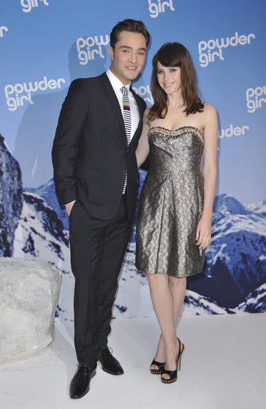 Ed+Westwick+Powder+Girl+Germany+Premiere+yTMfxneHwDNl.jpg