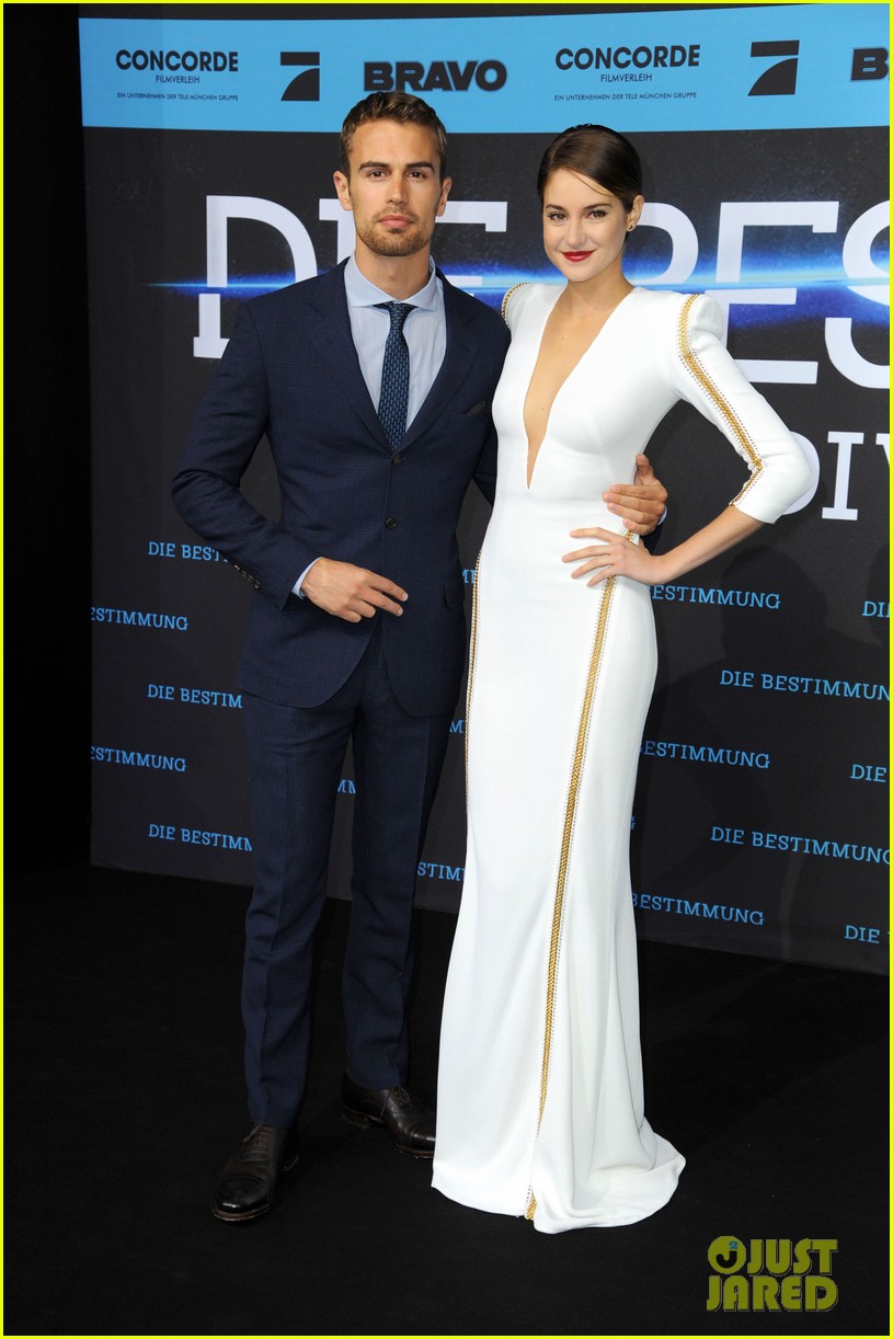 shailene-woodley-theo-james-bring-divergent-to-germany-23.jpg