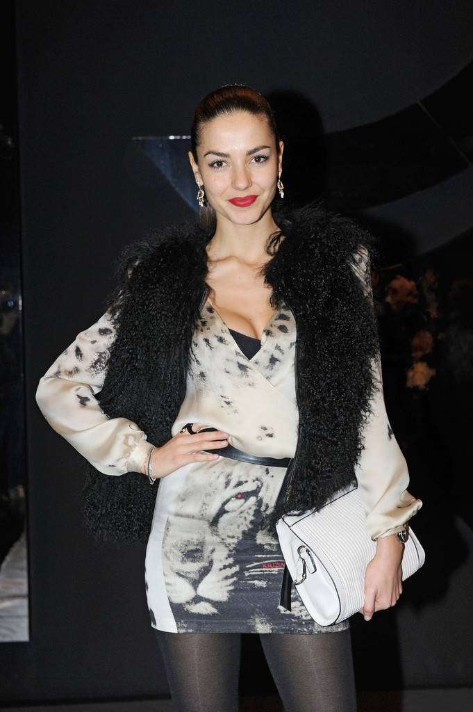 LauraBarrialesMilanoFashionWeek_21febbraio2013_FV03_122_496lo.jpg