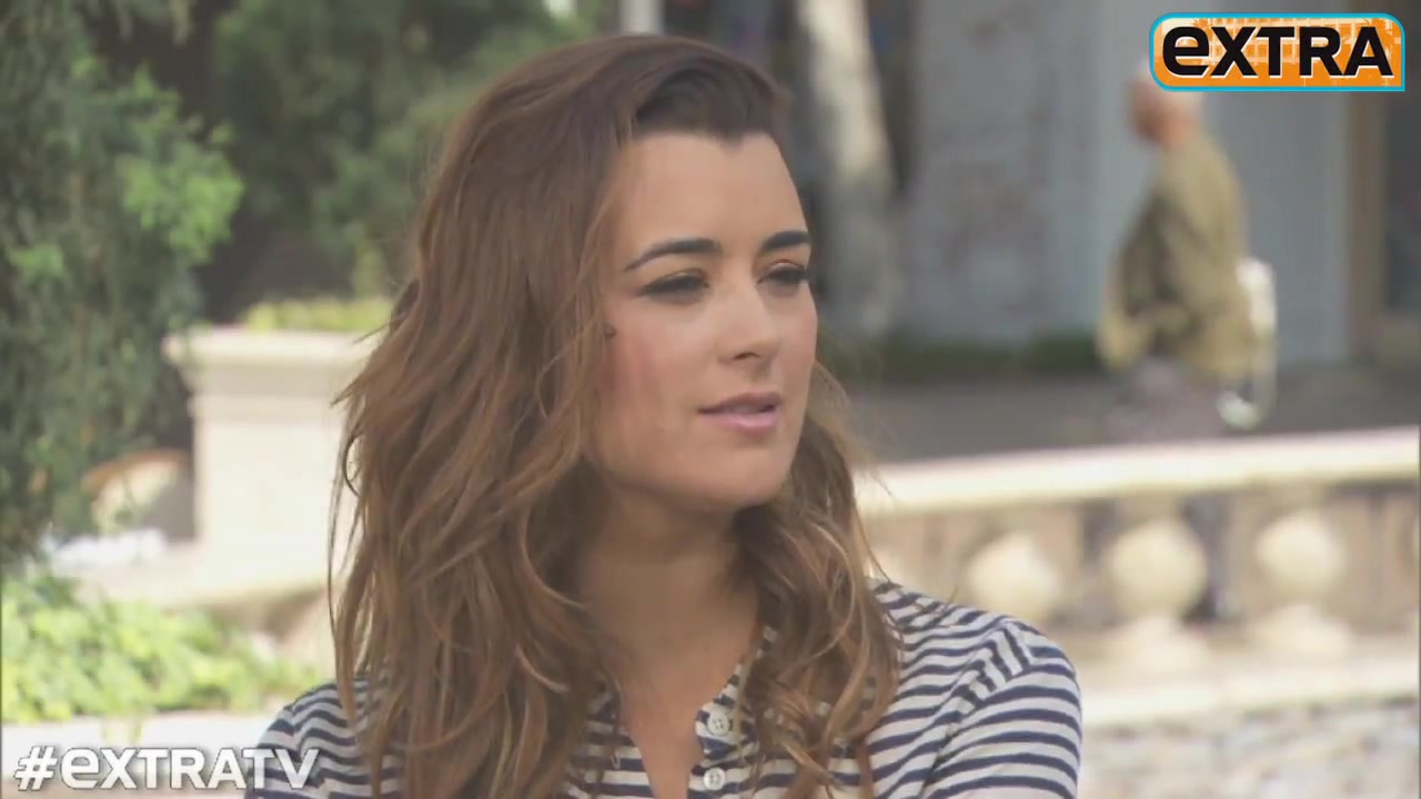 'Extra' Raw! Cote de Pablo Takes the Ultimate 'NCIS' Quiz 058.jpg