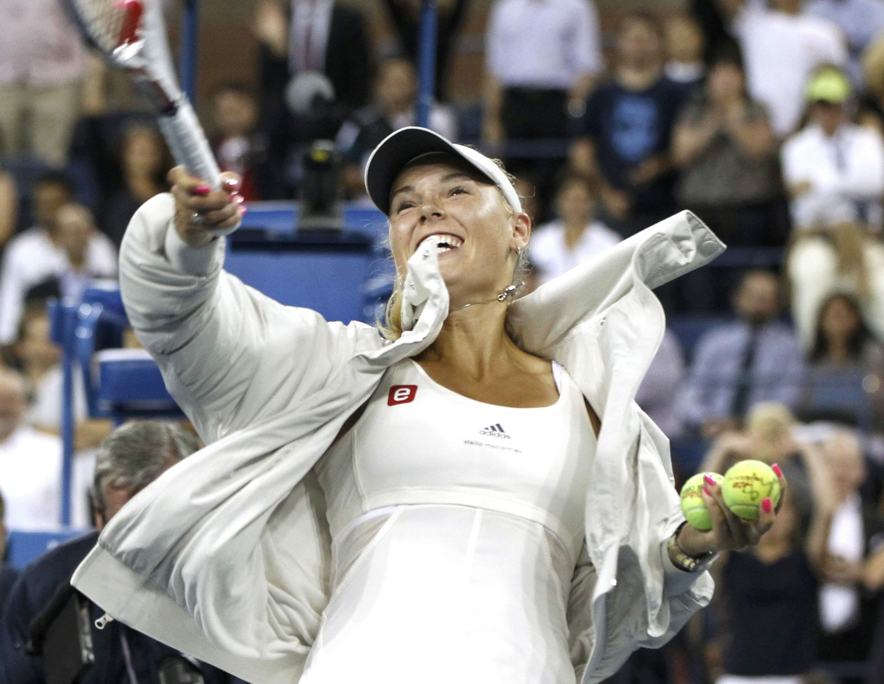 Caroline Wozniacki @ US Open 2011 - Round 2 140lo.jpg