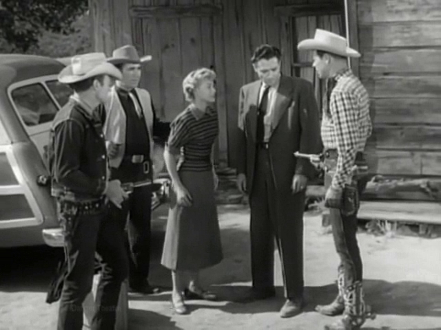 roy_rogers_show_the_outlaws_girl.wmv.0109.jpg