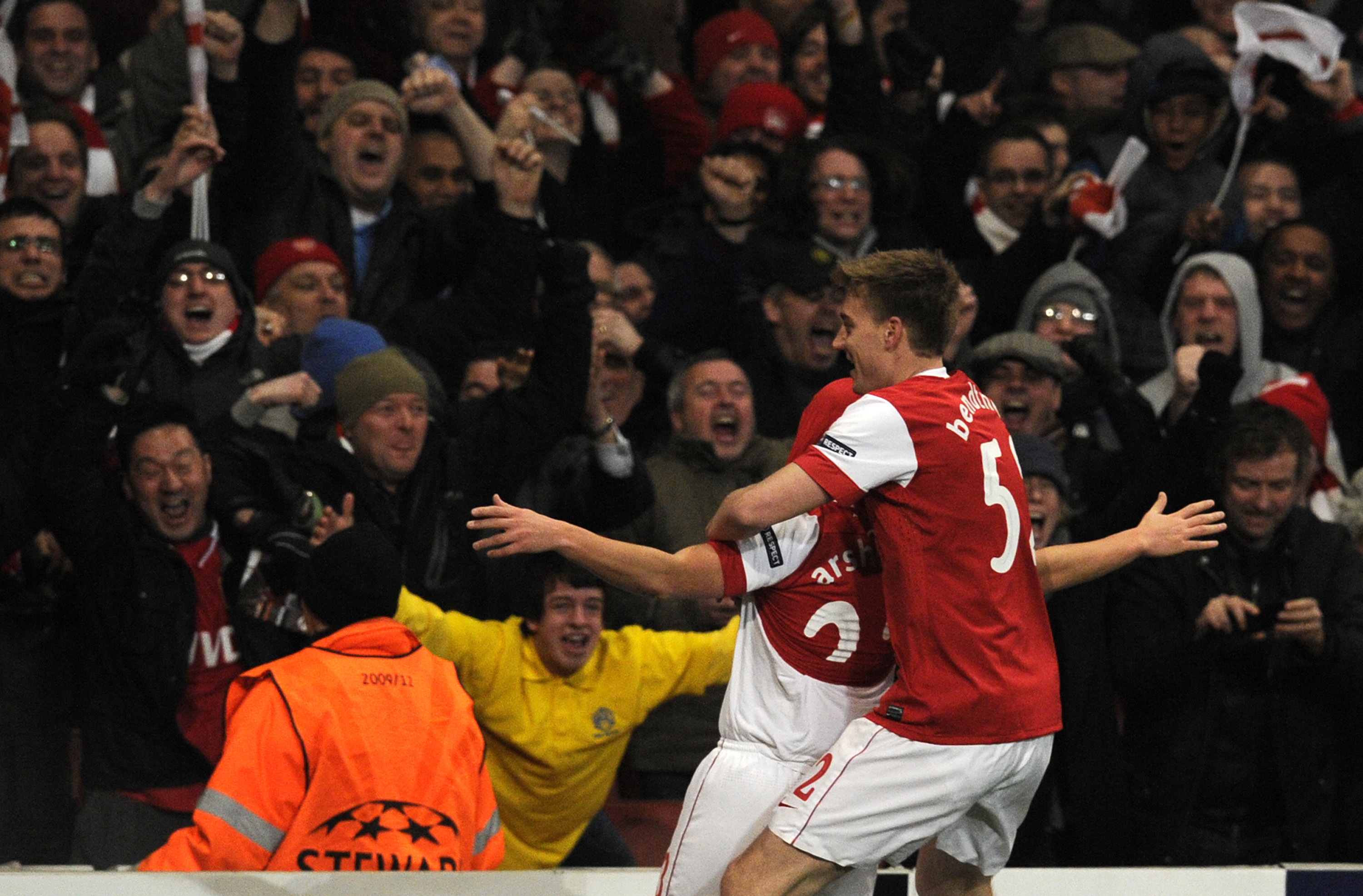 Arsenal 2 vs 1 Barcelona HQ 12.jpg