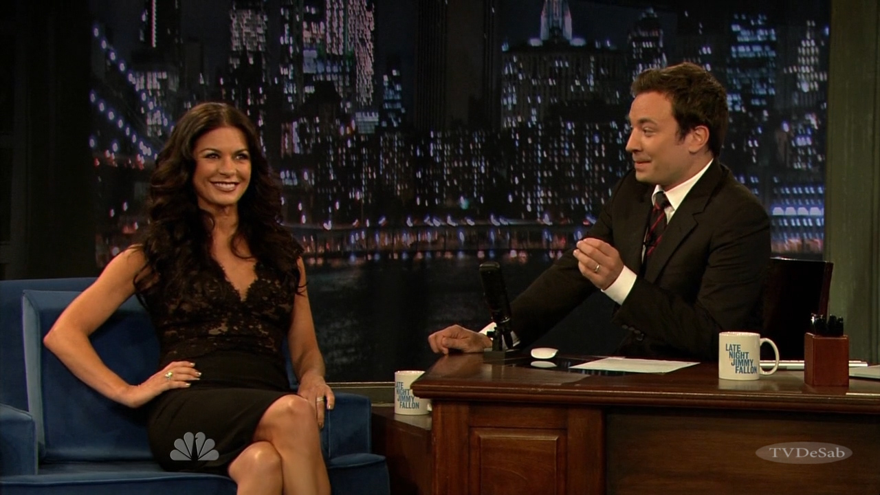 Шоу Джимми Фэллона Мила Кунис. Olivia munn on Chuck as Greta 2010. TV Anchor. Late Night with David Letterman January 6 2012.