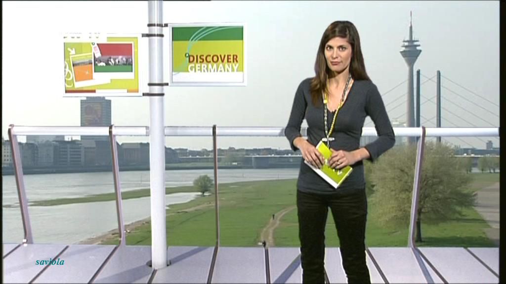KattySalieDW-TVDiscoverGermany10.05.2009-Saviola_04.jpg