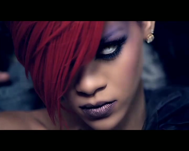 Скачать Песню Rihanna Who S That Chick