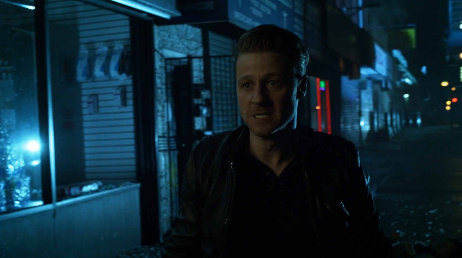 Gotham.S03E01.1080p.WEB-DL.DD5.1.H.264-NTb.mkv_snapshot_03.15_[2017.02.15_23.31.49].png