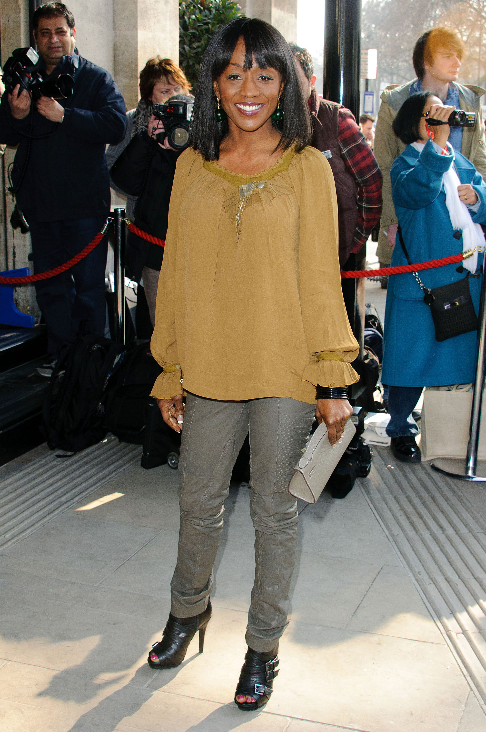 dianeparish.britishsoapbabes.com0002.jpg