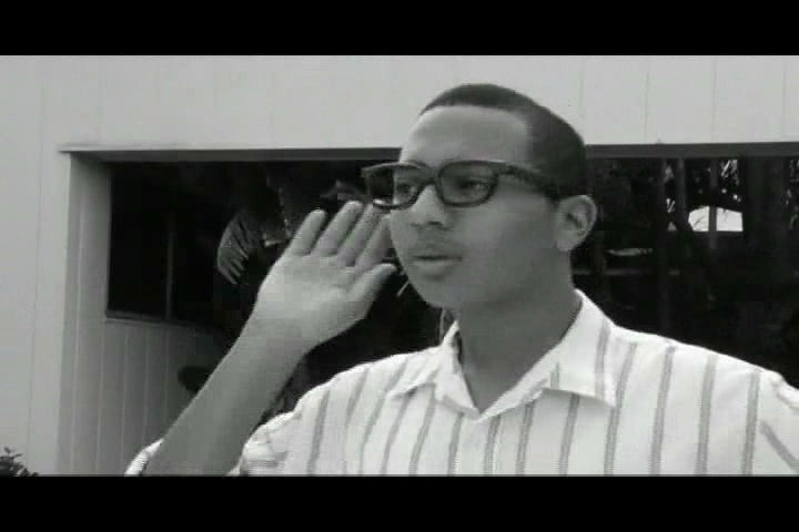 Trouble at the Tracks.wmv.042.jpg