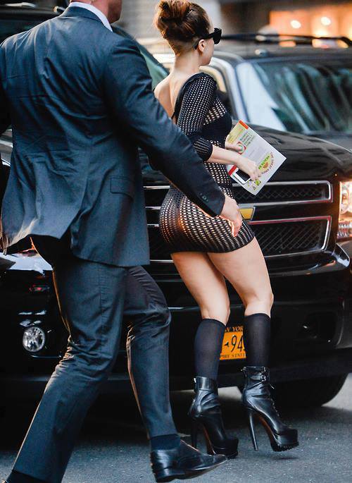 Lady Gaga- in a thong, incredible ass shot while out in NYC.jpg