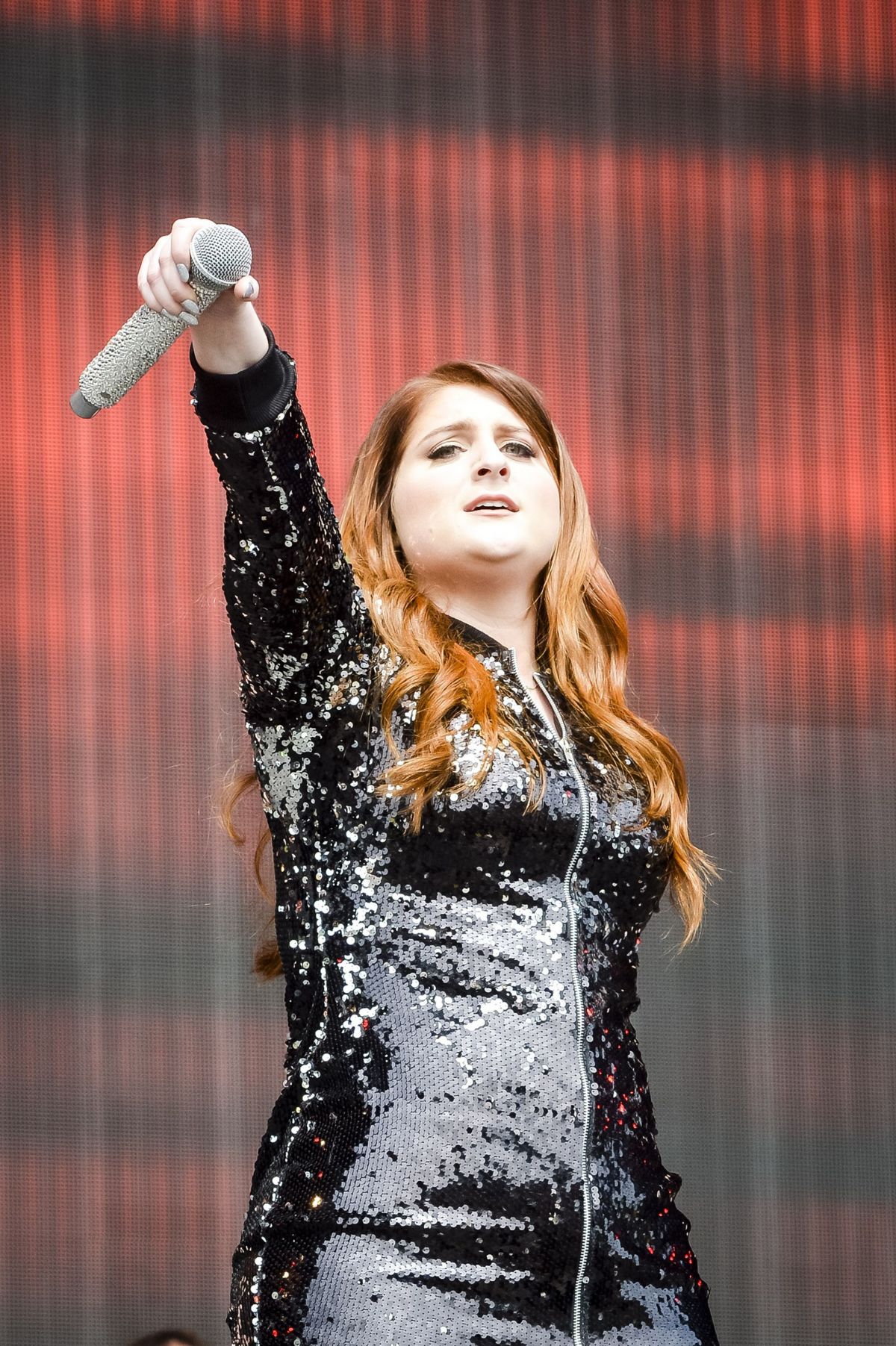 meghan-trainor-at-bbc-radio-1-s-big-weekend-in-exeter-05-28-2016_7.jpg