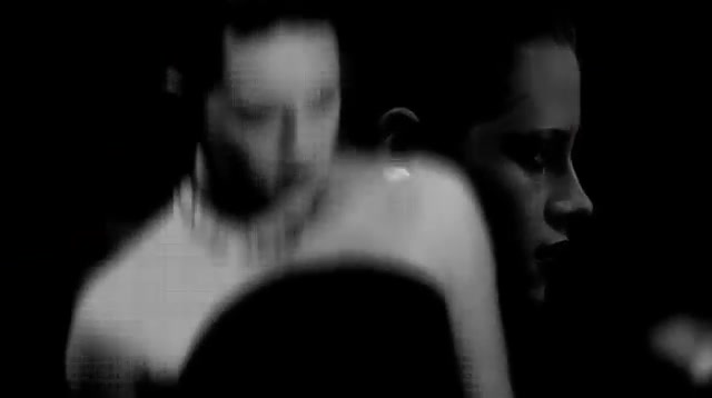 TodoTwilightSaga -Kristen_Stewart_Charlize_Theron_Screencaps (255).jpg