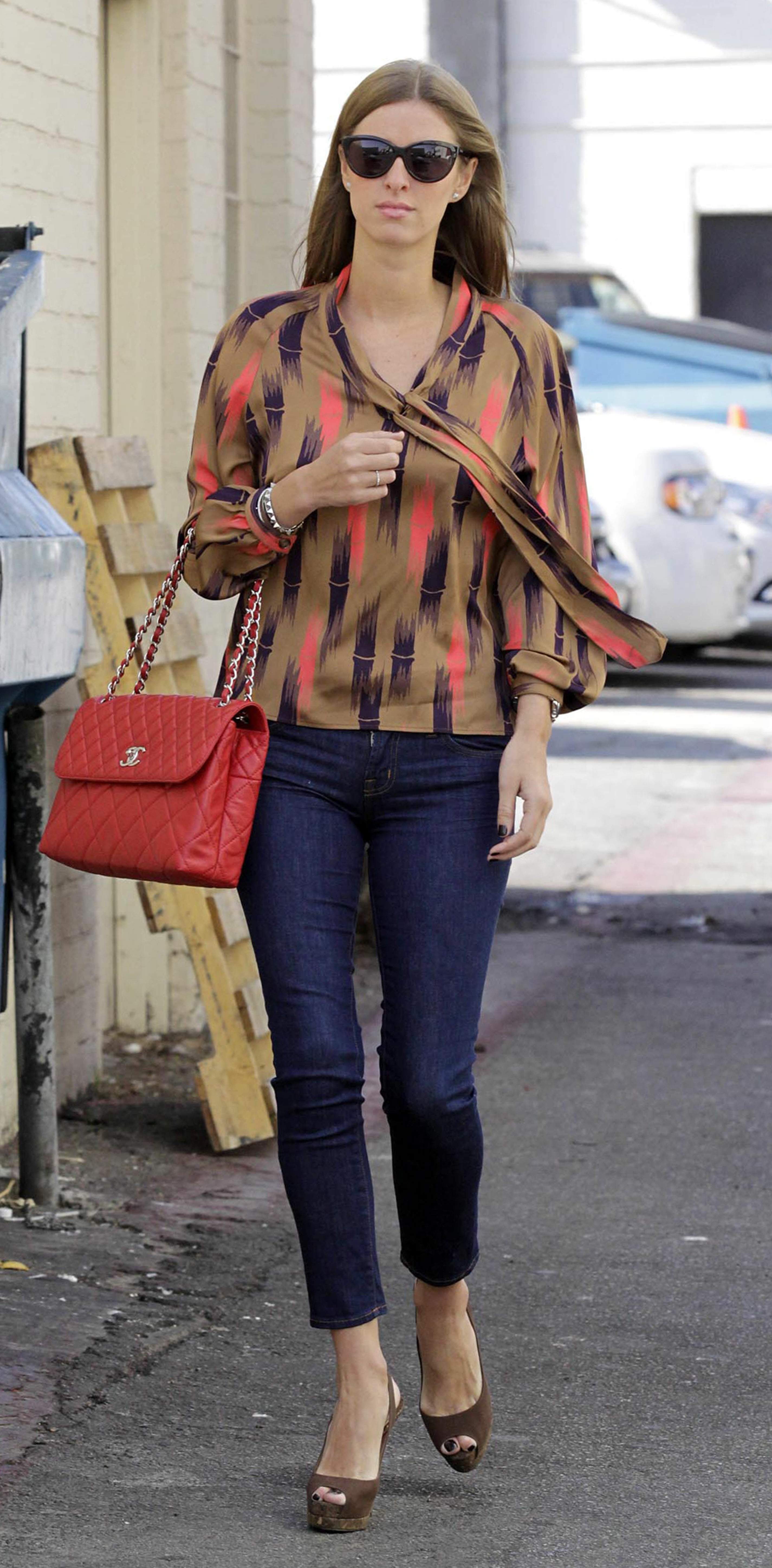 Nicky Hilton 2011_02_01_ShoppingononMelroseAvenue62.jpg