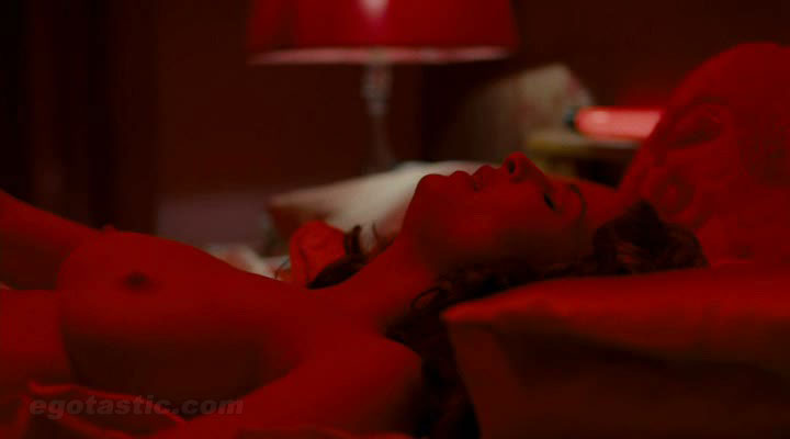 violante-placido-sex-scene-the-american-cap-02.jpg