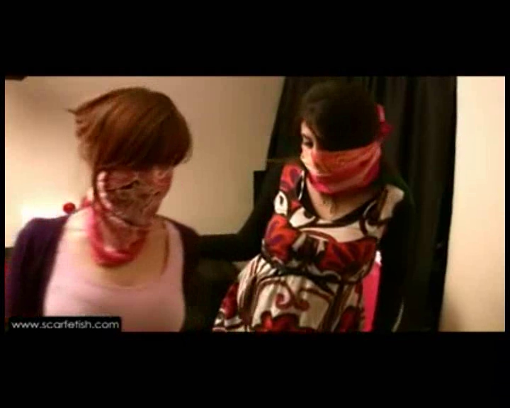 scarfetish_the_game.wmv.0004.jpg