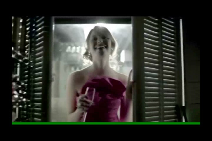 glamour_magazine_commercial.wmv.067.jpg