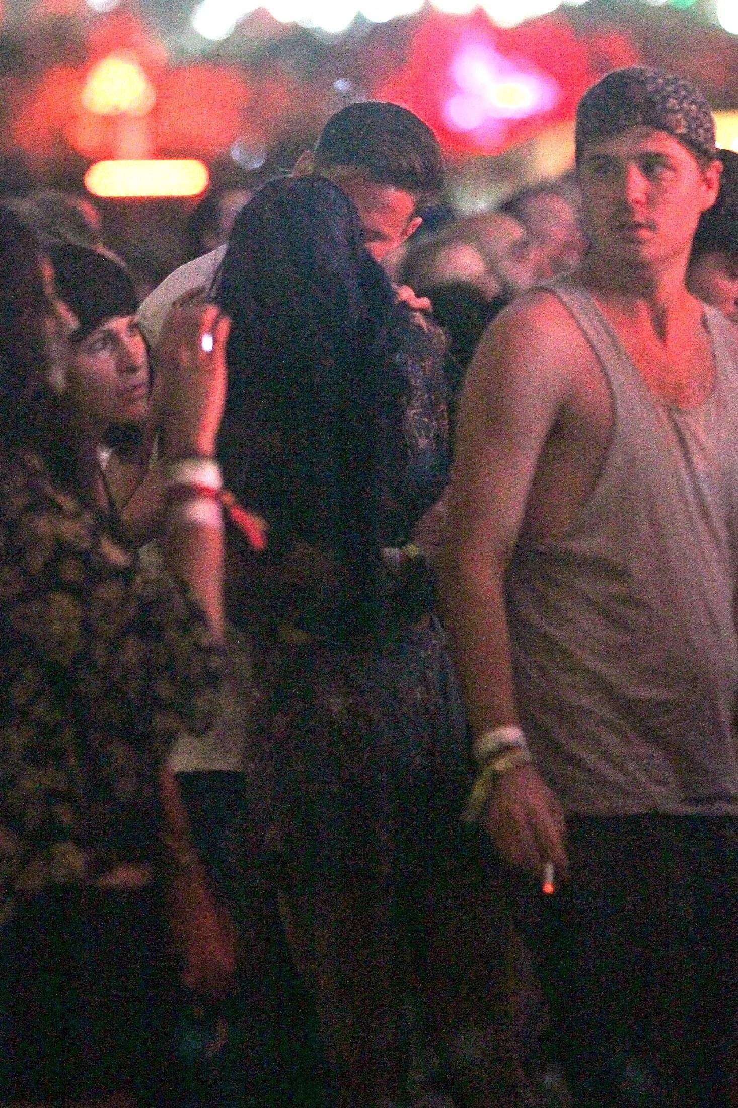 katy-perry-coachella-celebutopia-CD042213.jpg