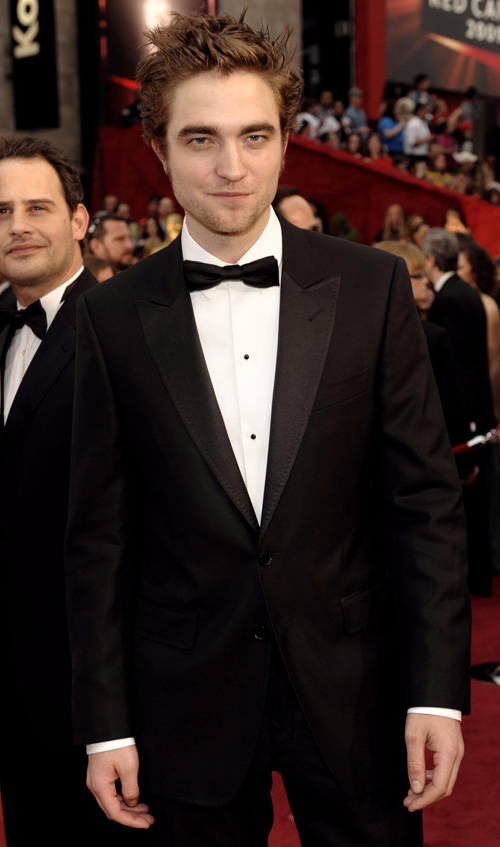 robert-pattinson-oscars-2229-7.jpg