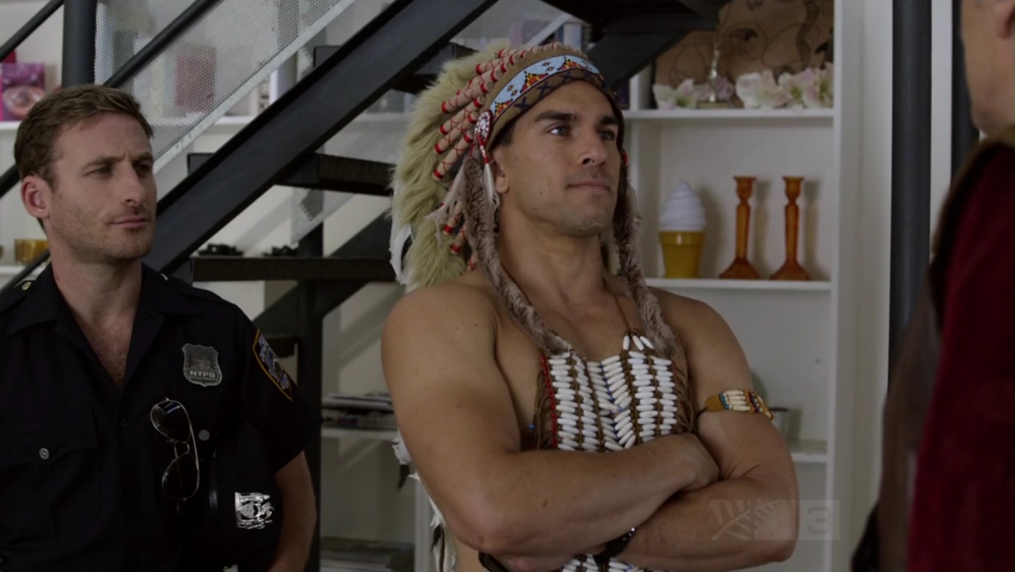 The.Almighty.Johnsons.S03E05.720p.HDTV.x264-DreamRecords[01-47-46].JPG