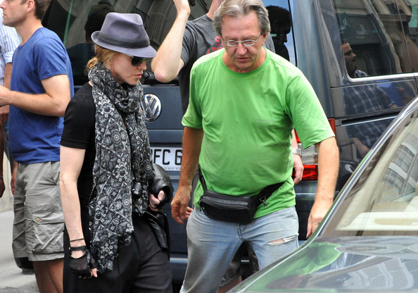 Madonna+s+baggy+style+K-KF_1zwe42l.jpg