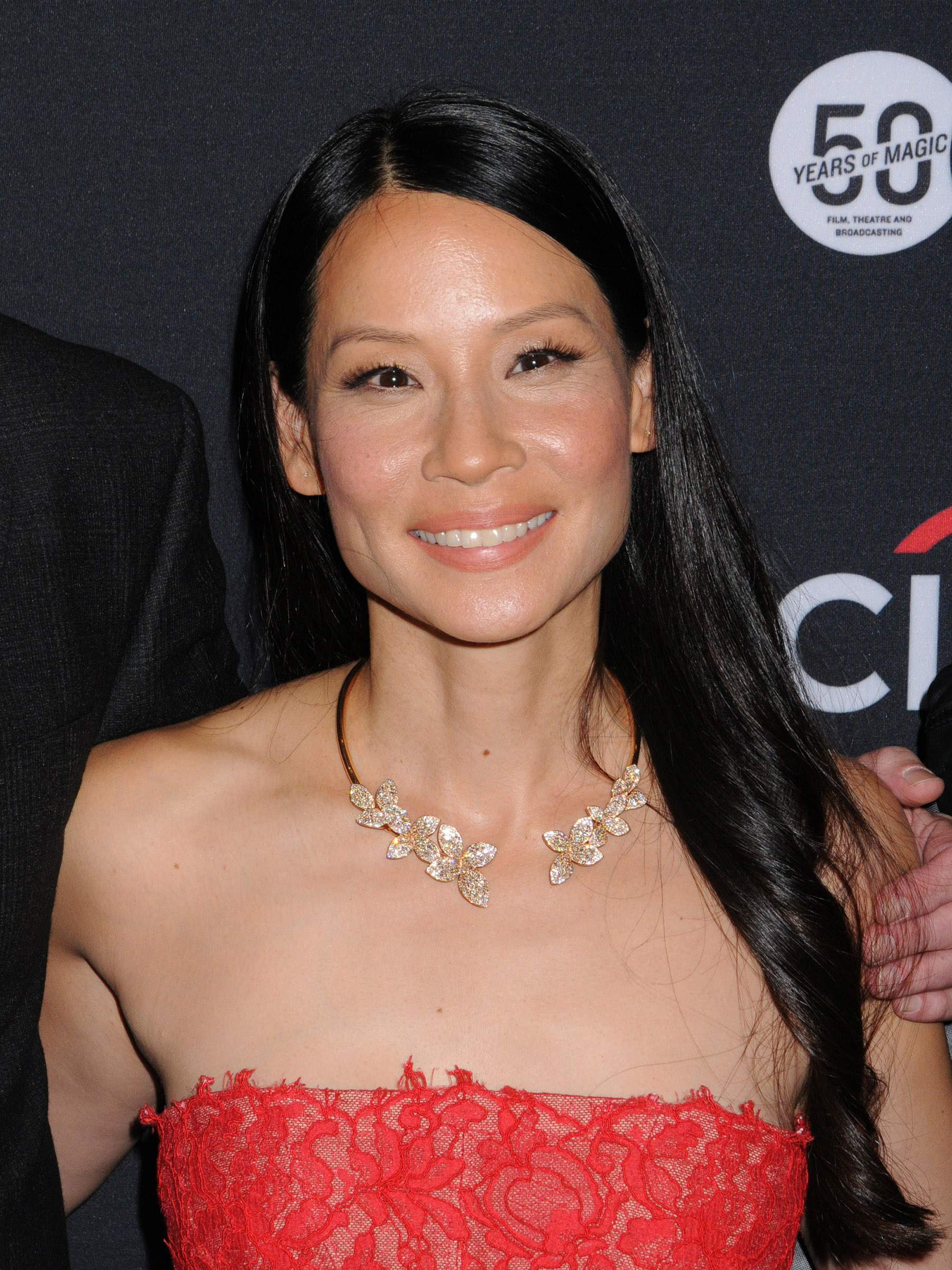 Lucy_Liu_PaleyFest_Made_In_New_York_presents__ELEMENTARY__cast_in_NYC_October_8-2016_011.jpg
