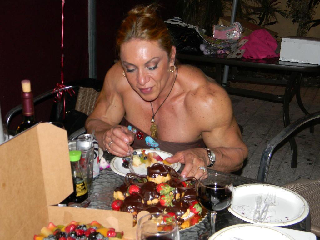 yax03.jpg