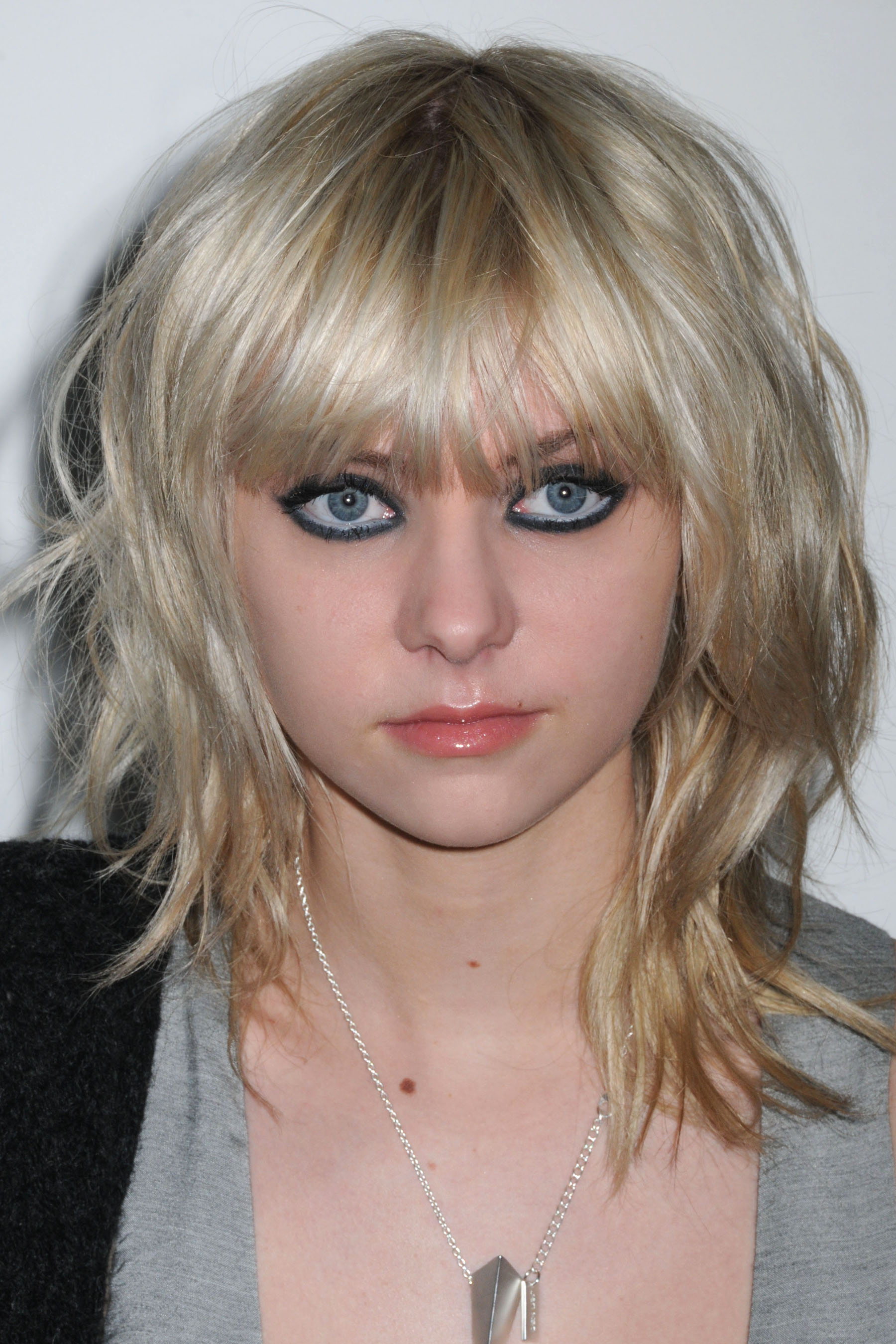 Taylor Momsen - Jen Kao Fall 2009 - Feb. 20, 2009 28.jpg