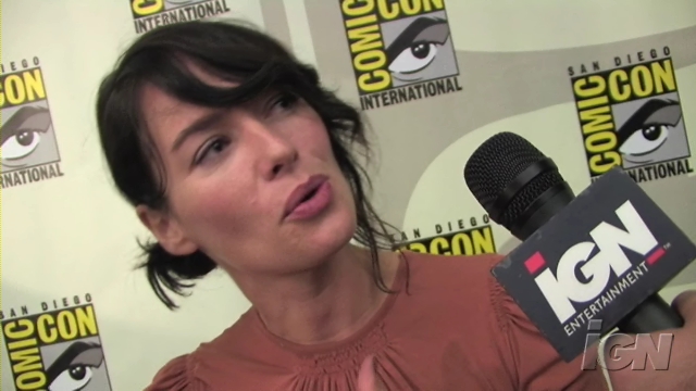 sarahconnor_interviews_073107_wmvhighwide.wmv_000389989.jpg
