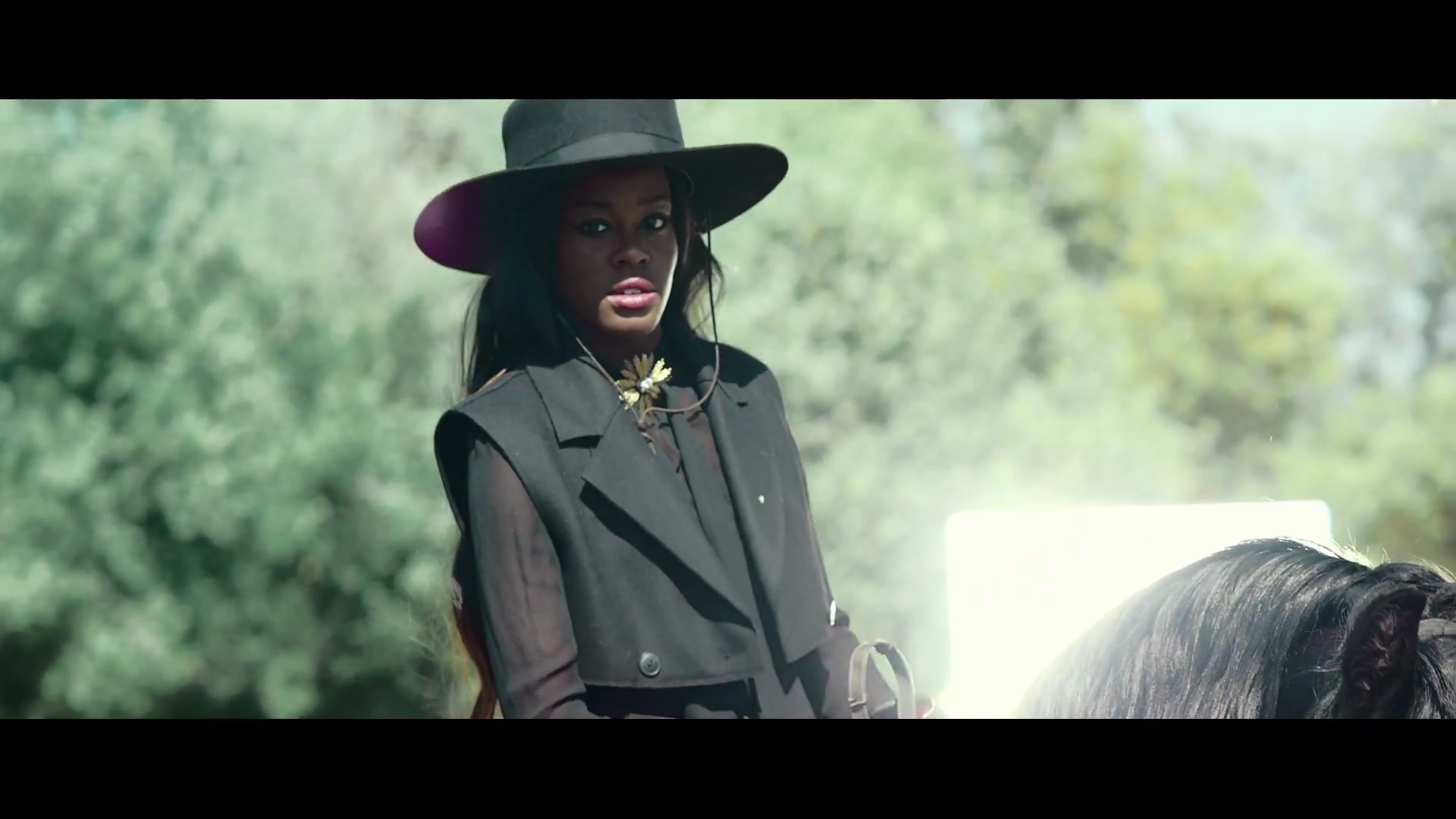????-Azealia Banks - Liquorice.mp4-6.png