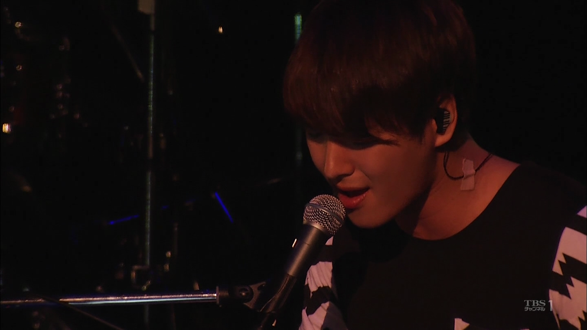 vlcsnap-2015-01-17-18h16m33s239.png